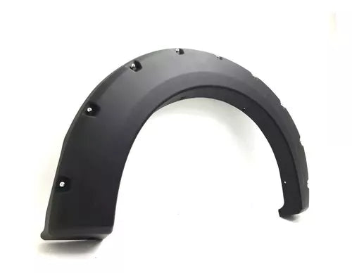 CANTONERAS CON SIMULACION TORNILLO ACABADO TEXTURIZADO 100% PLASTICO F150 15-18 4 PZAS #AM