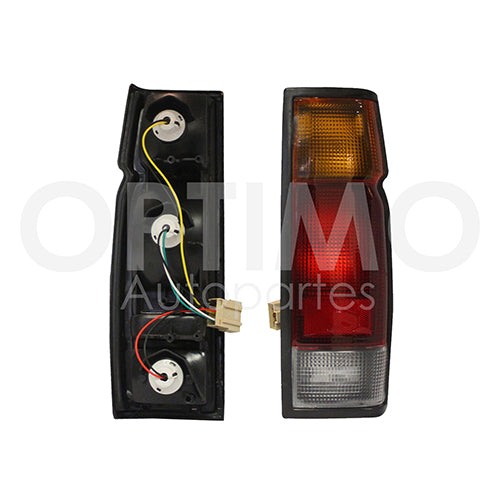 CALAVERA NISSAN PU D21 94-01 AMBAR/ROJO/BCO C/ARNES DIFORZA  DER  #OP